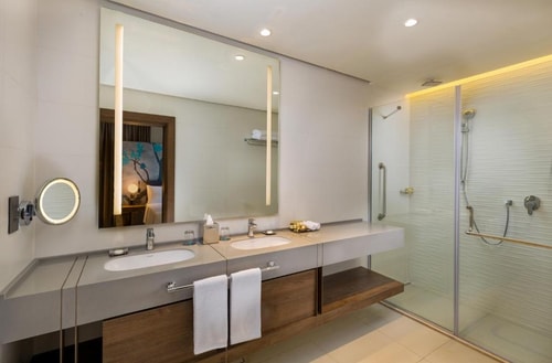 Deluxe One Bedroom Apartment Near Greens Park 4 Luxury Bookings