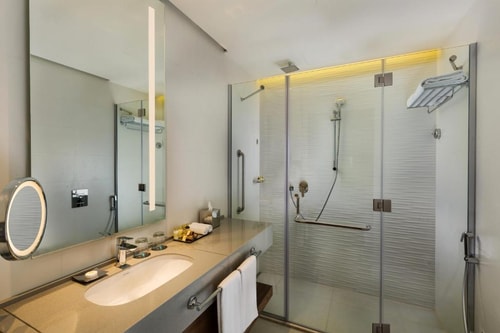 Superior Studio Near Greens Park 4 Luxury Bookings