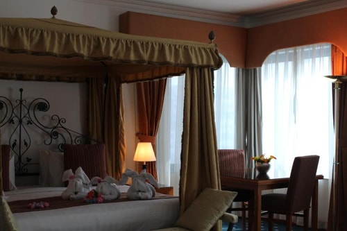 Superior Room Near Go Fresh Supermarket Ab 9 Luxury Bookings