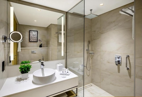 Deluxe Room Near Mushrif Park 4 Luxury Bookings