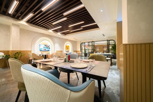 Executive Suite Near Party Zone Mirdif 20 Luxury Bookings