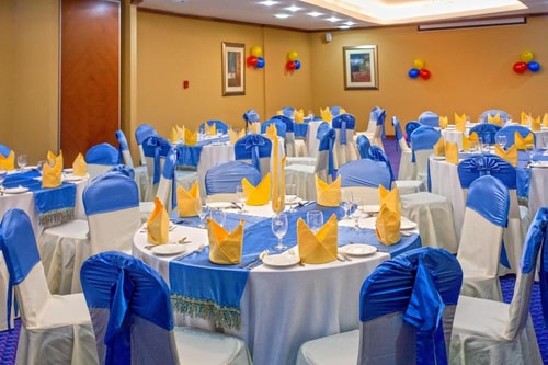 Studio Apartment Near Garden Metro 9 Luxury Bookings