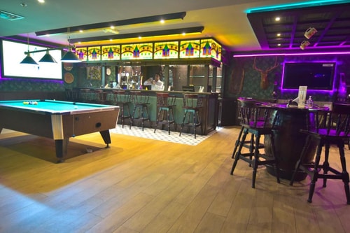 Superior Room Near Go Fresh Supermarket 5 Luxury Bookings