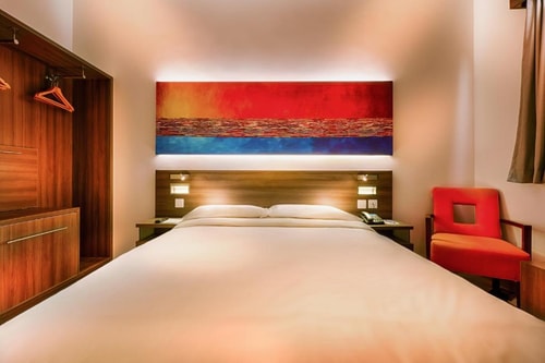 Double Room Near Mall Of Emirates 10 Luxury Bookings