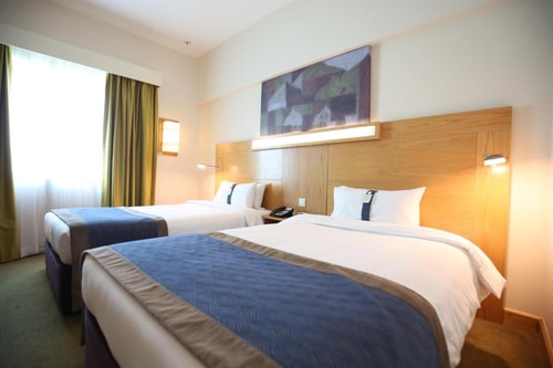 Standard Room Near Garhoud Park 13 Luxury Bookings