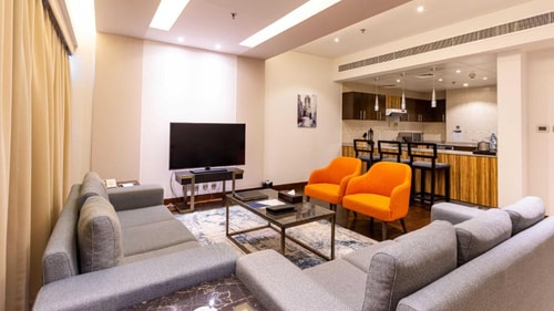 Two Bedroom Apartment Near Business Bay Metro 2 Luxury Bookings