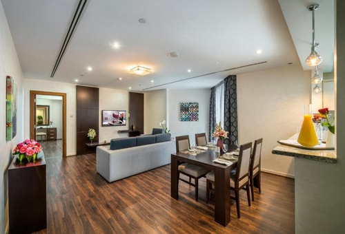 One Bedroom Apartment Walk to Dubai Marina Mall 5 Luxury Bookings