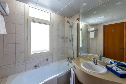 Two Bedroom Apartment Near Dubai Mall 5 Luxury Bookings