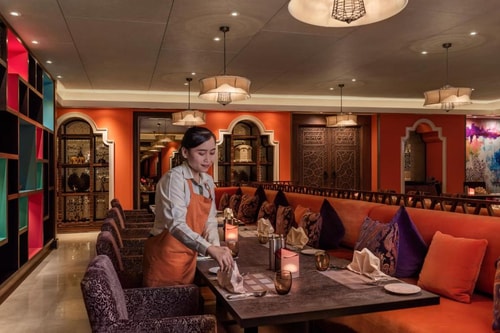 Deluxe Room Near British Chamber Of Commerce 10 Luxury Bookings