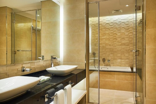 Two Bedroom Suite Near Internet Metro Station 6 Luxury Bookings