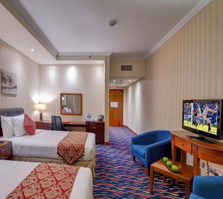 Three Bedroom Suite Near Mashreq Metro Station 1 Luxury Bookings