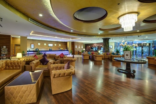 Two Bedroom Suite Near Mashreq Metro Station Ab 15 Luxury Bookings