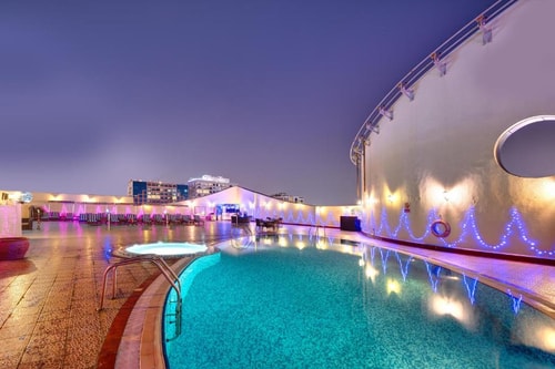 Two Bedroom Suite Near Mashreq Metro Station Ab 6 Luxury Bookings