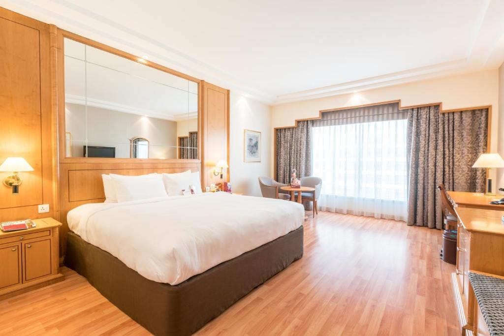 Furnished Standard Room in Hamdan Street Abu Dhabi Luxury Bookings