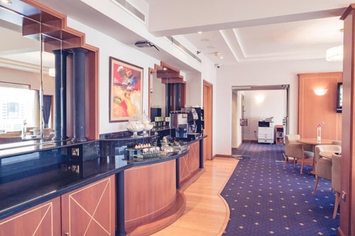 Furnished Standard Room in Hamdan Street Abu Dhabi 9 Luxury Bookings