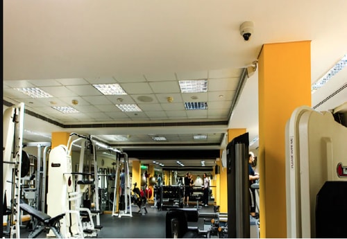 Furnished Standard Room in Hamdan Street Abu Dhabi 6 Luxury Bookings