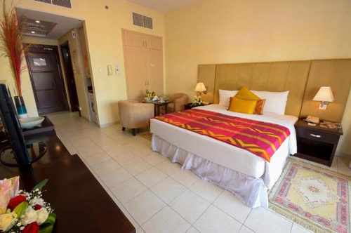 Studio Apartment with All Bill in Discovery Garden 3 Luxury Bookings