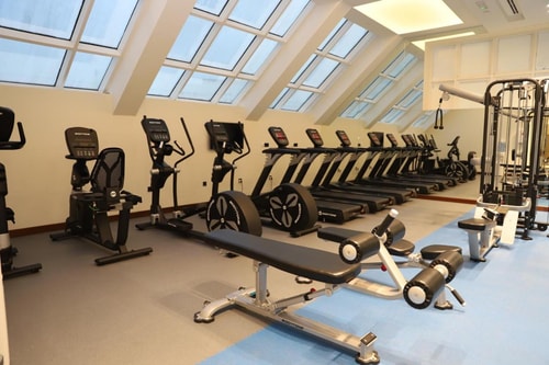 Standard Room Near Dubai Internet City Metro 7 Luxury Bookings