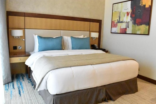 Standard Room Near Dubai Internet City Metro 1 Luxury Bookings