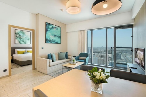 Luxury One Bedroom Apartment Near Circle Mall 3 Luxury Bookings