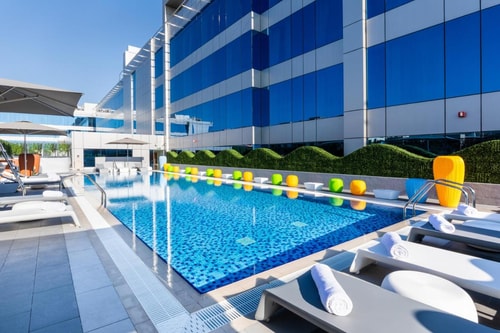 King Room Near Al Qiyadah Metro By Luxury Bookings 11 Luxury Bookings