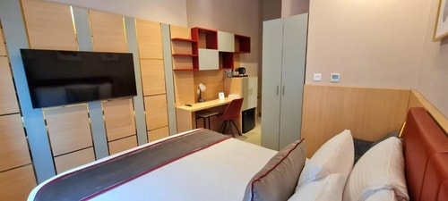 Standard Room Near University of Birmingham Dubai 1 Luxury Bookings