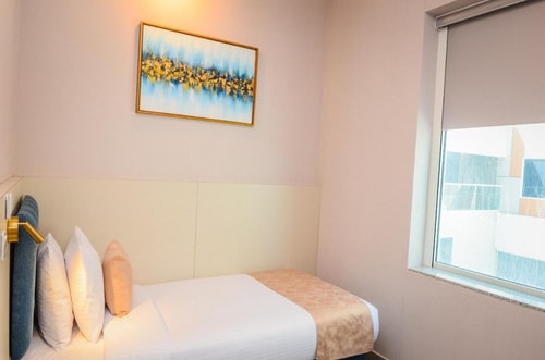 Standard Room Near Dubai Academic City Park 2 Luxury Bookings