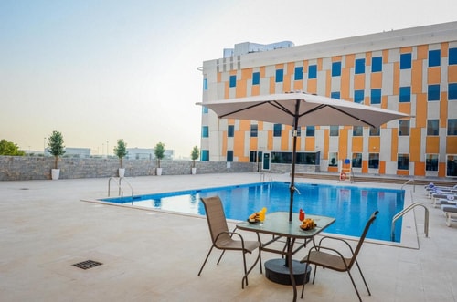 Executive Room Near University of Birmingham Dubai 7 Luxury Bookings