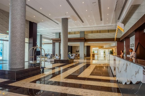 Executive Room Near University of Birmingham Dubai 16 Luxury Bookings