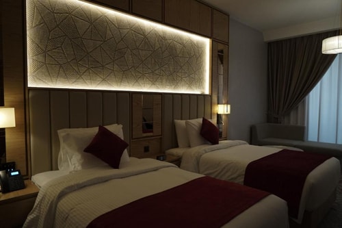 Double Or Twin Room Near Abu Hail Park Dubai 4 Luxury Bookings