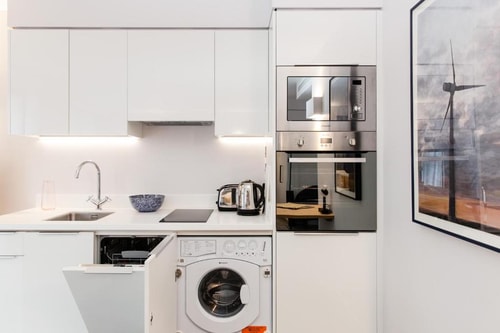 Double Studio Near Wakefield Gardens LON 12 Luxury Bookings