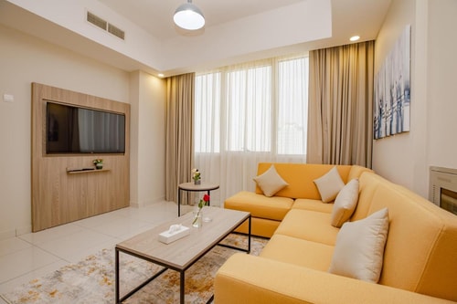 One Bedroom Apartment Near National Supermarket 5 Luxury Bookings