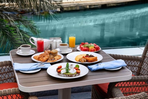 Standard King Room Near Marina Mall 23 Luxury Bookings