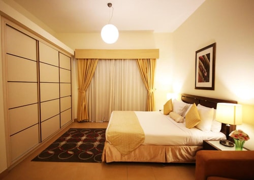 Studio Apartment Near BurJuman 1 Luxury Bookings