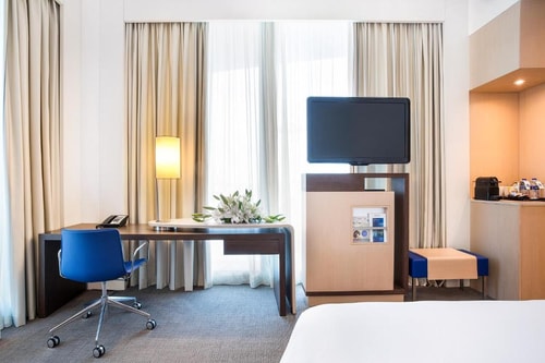 Superior Suite Near Near Deserted Drivers Park 13 Luxury Bookings