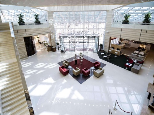 King Room Near Workshop Café By Luxury Bookings 10 Luxury Bookings