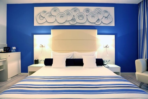 Standard Room Near Hamdan Street Ab 8 Luxury Bookings