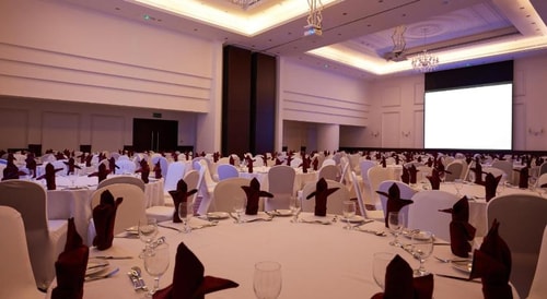 Standard Room Near Hamdan Street Ab 9 Luxury Bookings