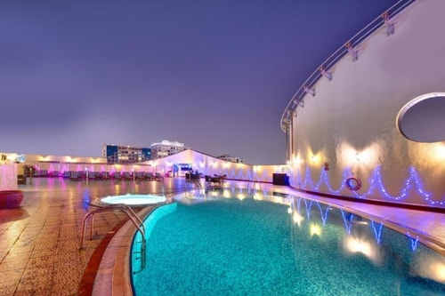Superior Room Near Mashreq Metro Station 3 Luxury Bookings