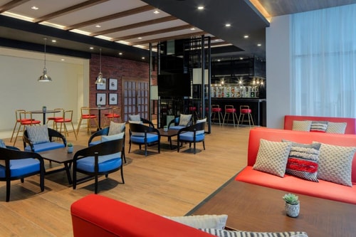 Standard Room Near Dubai Driving Center 8 Luxury Bookings