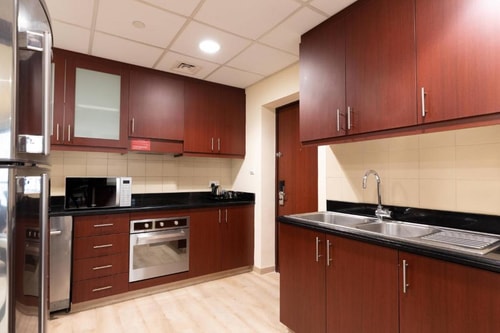 Deluxe Studio Near Sadaf Building JBR 20 Luxury Bookings