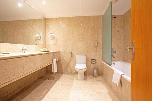 Standard Room Near Palm Strip Mall 30 Luxury Bookings