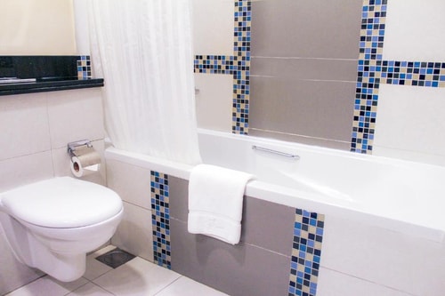 Two Bedroom Apartment Near Al Bader Mini Mart 10 Luxury Bookings