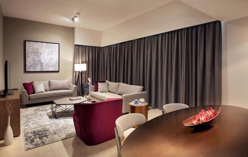 Deluxe Three Bedroom Apartment In Marina Ab 11 Luxury Bookings