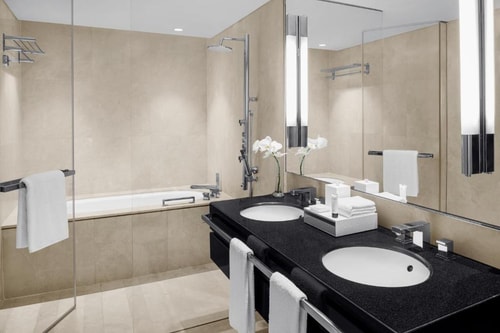 Executive Room City View Near Dubai Marina Mall 5 Luxury Bookings