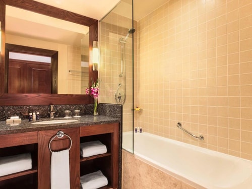 Sea View Room Near Shams Building JBR Dubai 4 Luxury Bookings