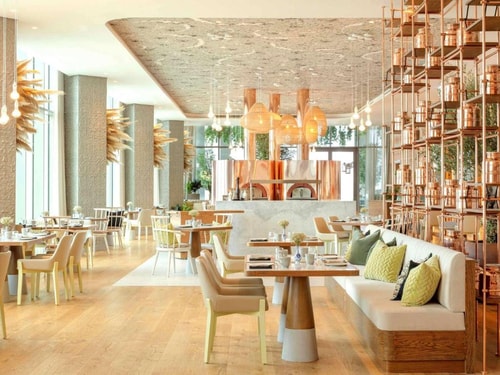 Signature King Room Near Regalia Tower Dubai 9 Luxury Bookings