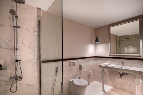Classic Room Near Banan Beach By Luxury Bookings 14 Luxury Bookings