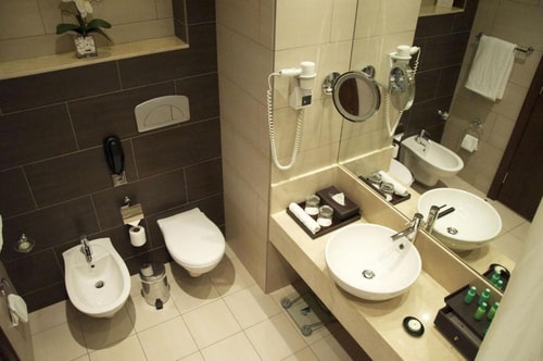 Premium King Suite near K M hypermarket 14 Luxury Bookings