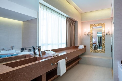 Classic Room Guest Room King Near Ittihad Park 5 Luxury Bookings